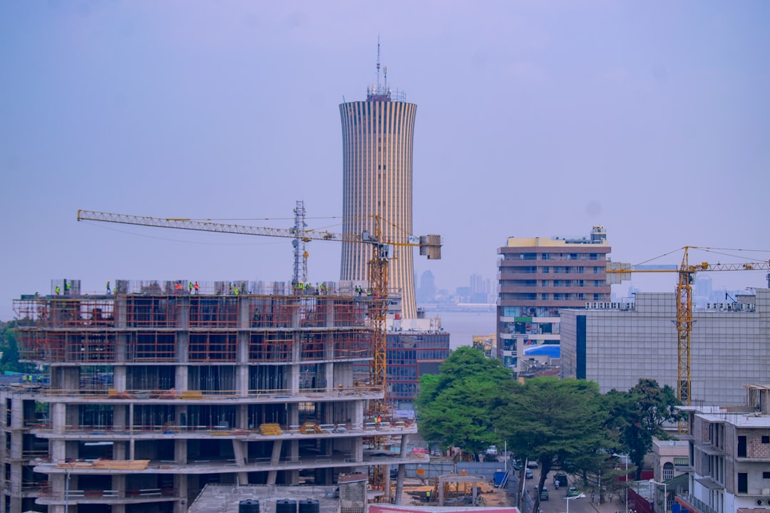 Riduzione contributiva 2025 per il settore edile: cosa sapere